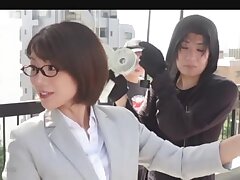 ZEPE44_02 Guy Teases Curvy Maid's Big Boobs Before Steamy Sex Encounter