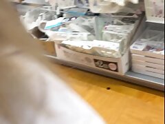 vol61 Cum Craving Cutie's Seductive Blowjob & Leg-Spreading Showdown