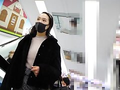 IB_29 Japanese Beauty with Hairy Pussy Receives Intimate Facial Indoors