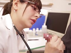 FSDSS-465 Passionate Encounter Stranger Seduces Curvy Beauty in Intimate Night