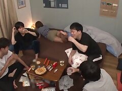 HUNBL-020 Sexy Asian Babe Takes Thick Dick Deep In Mouth On Floor