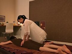 498DDH-128 Seductive Woman Teases With Her Stunning Large Breasts