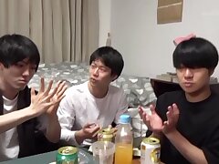 SDMUA-053 Curvy Queen's Passionate Night with a XL Lover's Embrace